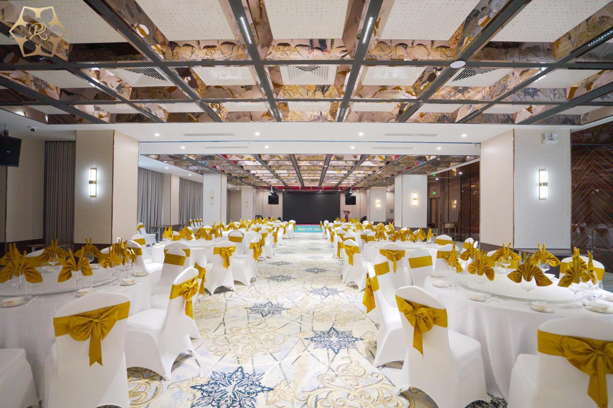 Cua Dong Luxury Hotel ヴィン エクステリア 写真