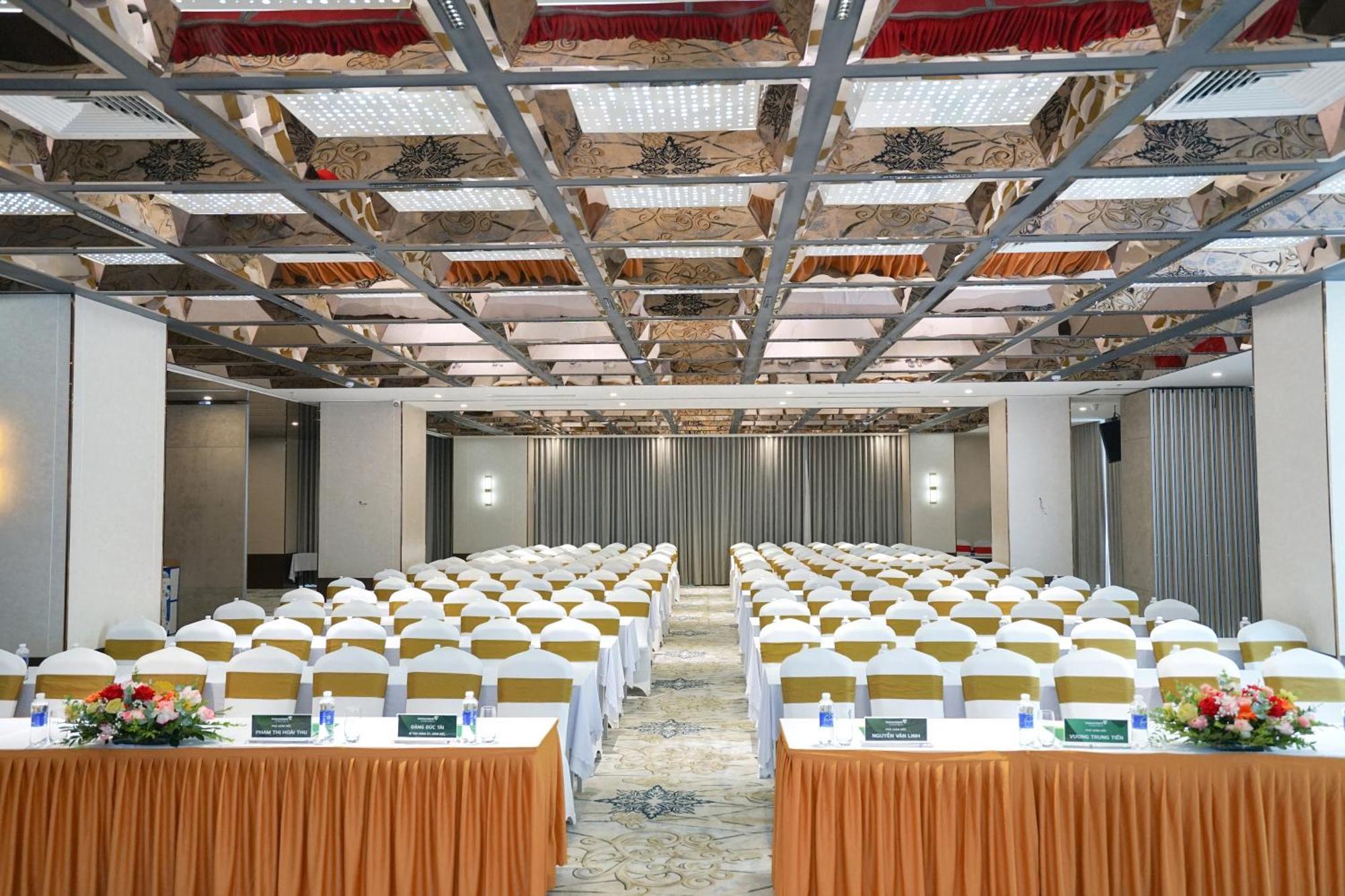Cua Dong Luxury Hotel ヴィン エクステリア 写真