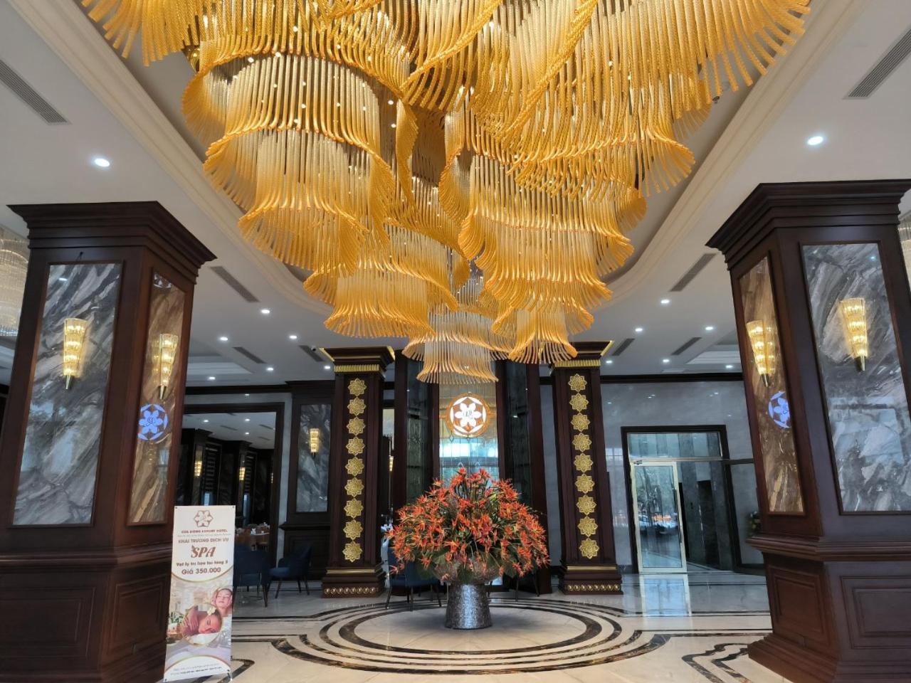 Cua Dong Luxury Hotel ヴィン エクステリア 写真