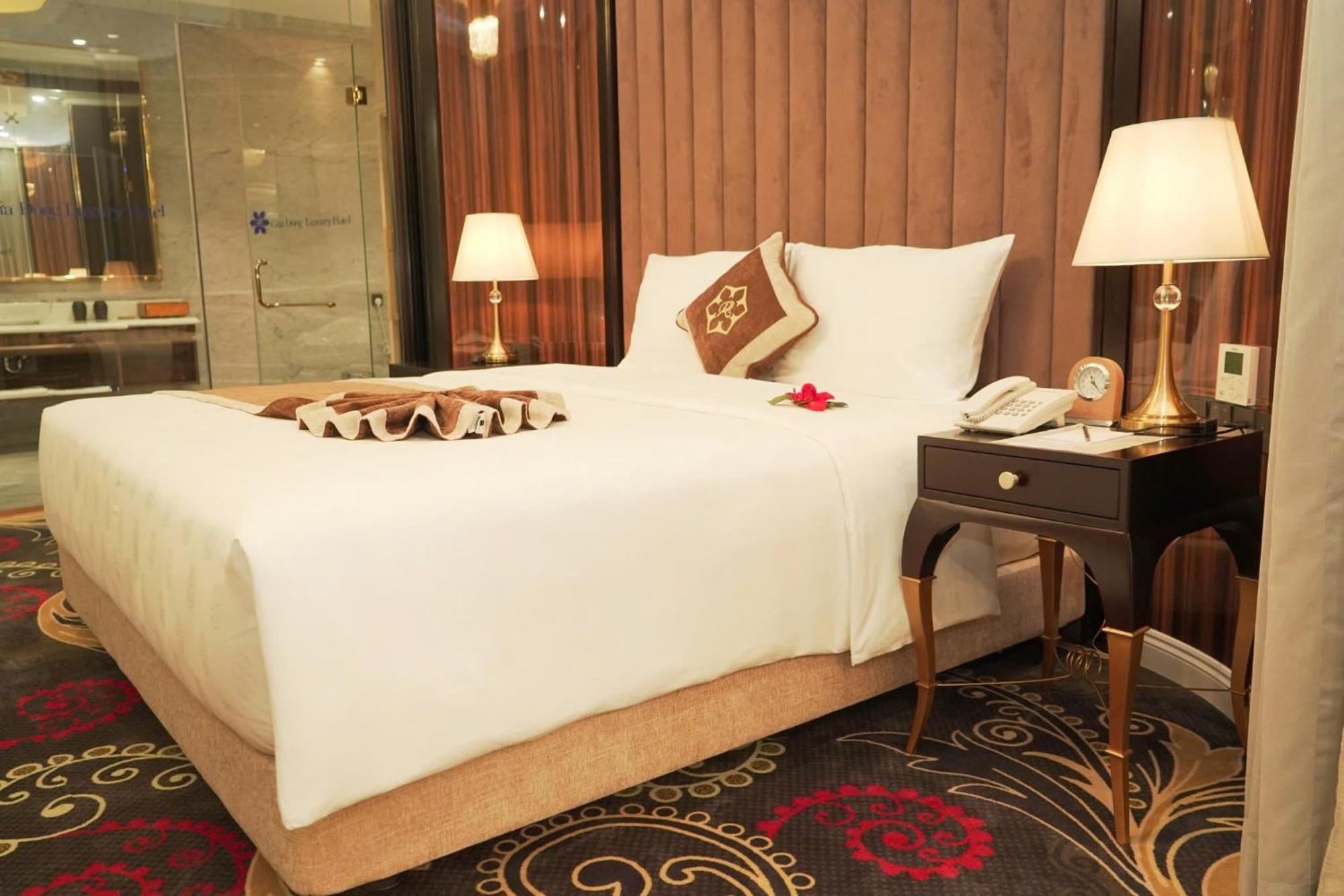 Cua Dong Luxury Hotel ヴィン エクステリア 写真