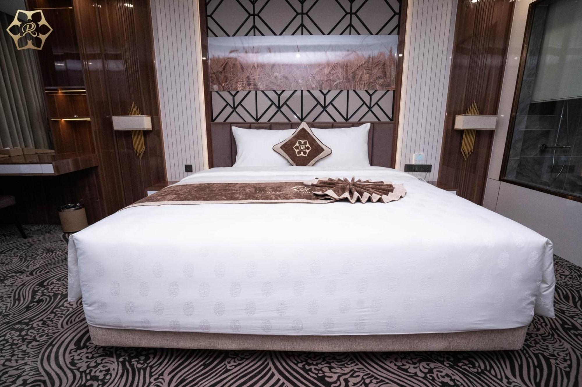 Cua Dong Luxury Hotel ヴィン エクステリア 写真